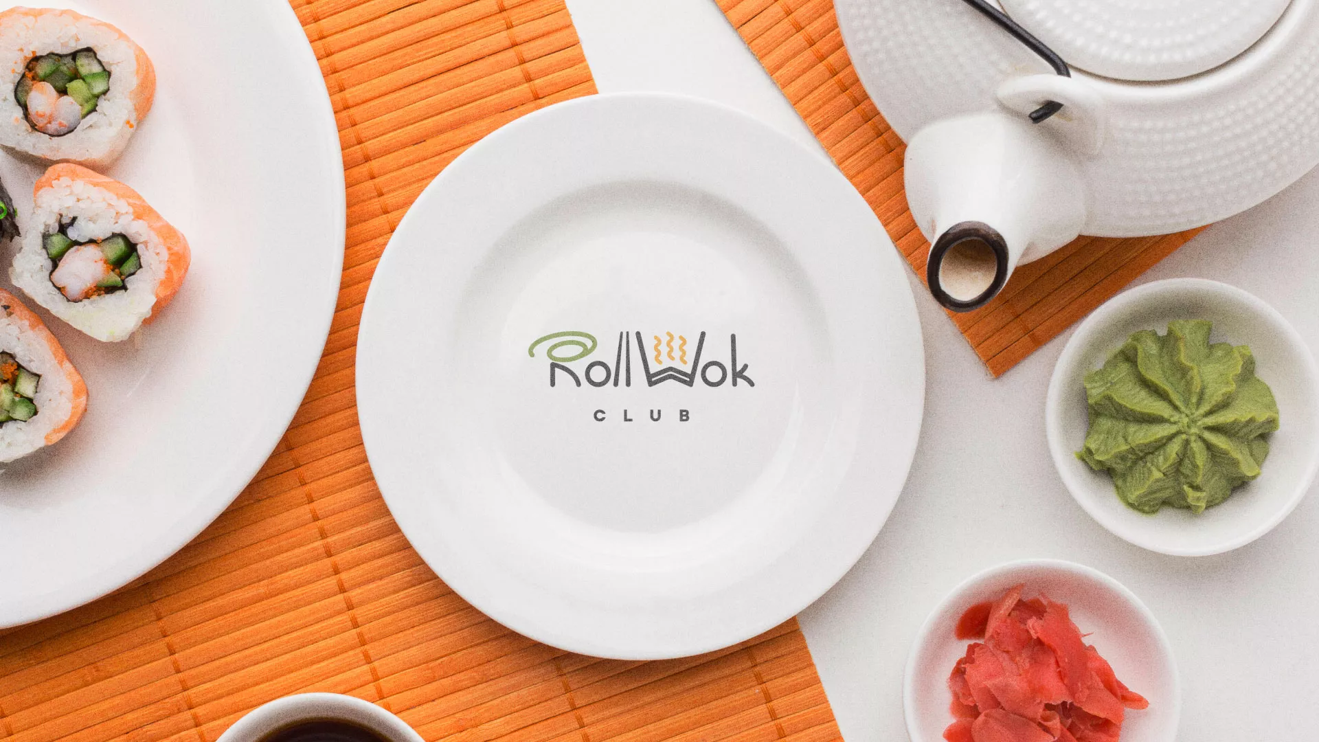 Разработка логотипа и фирменного стиля в Буинске для суши-бара «Roll Wok Club» Разработка логотипа и фирменного стиля в Буинске для суши-бара «Roll Wok Club»